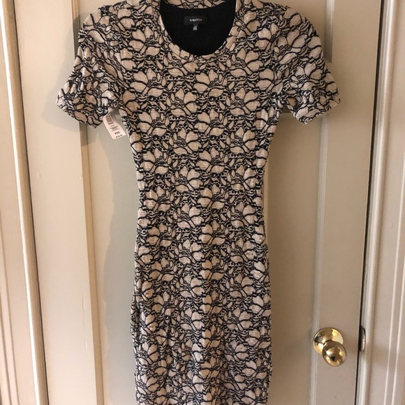Short sleeve bodycon dress - Picture 1 of 3